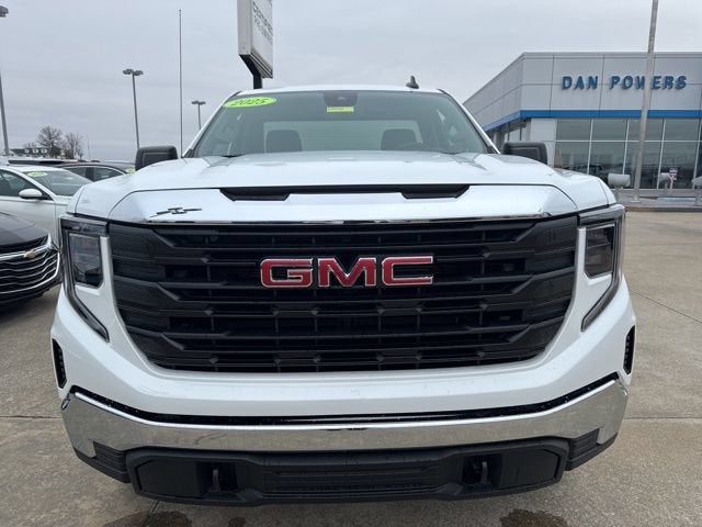 2025 GMC Sierra 1500 — side profile view